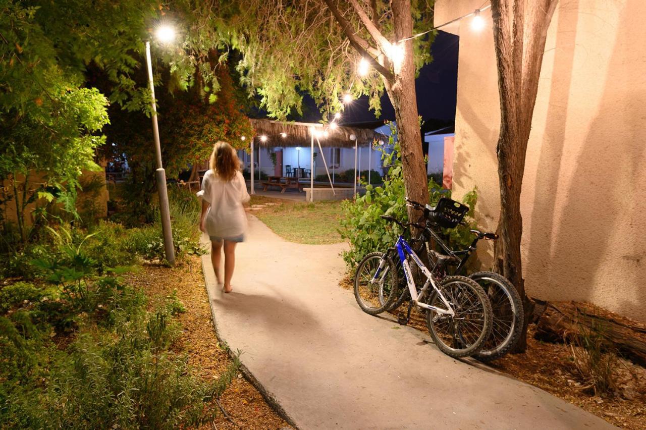 Jordan Valley Birding Lodge Kefar Ruppin Екстериор снимка